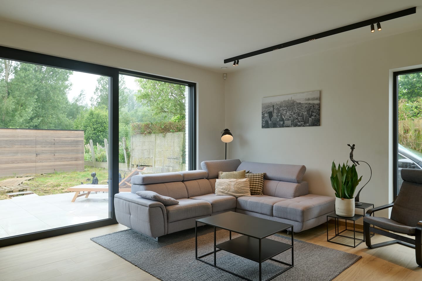 Nieuwbouw kinesistenpraktijk met woning Mere